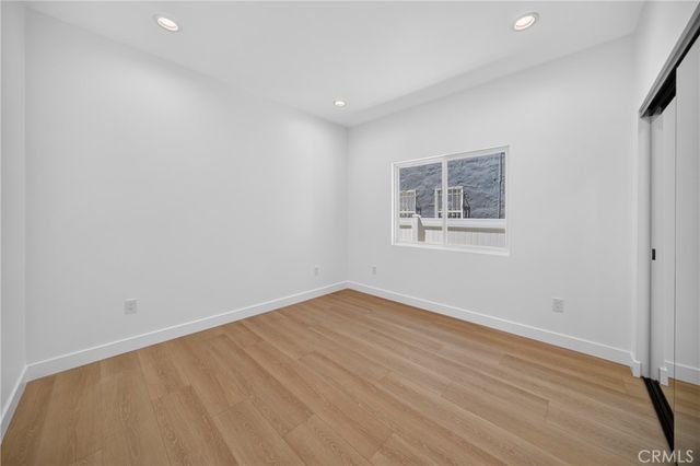 2937 10th, Los Angeles, CA 90018