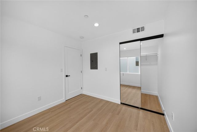 2937 10th, Los Angeles, CA 90018