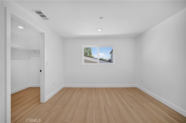 2937 10th, Los Angeles, CA 90018