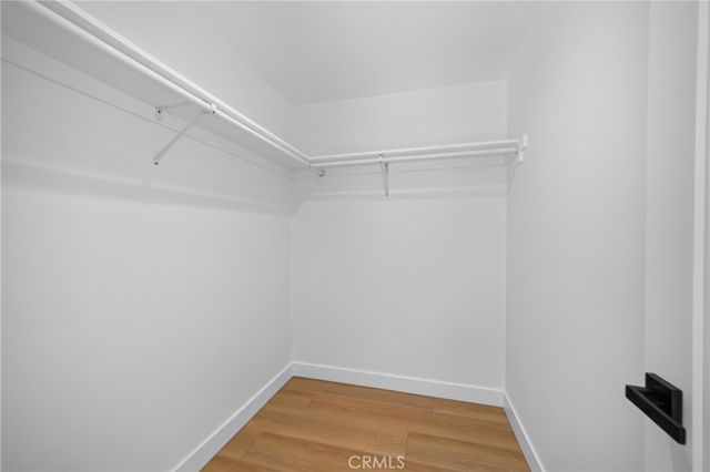 2937 10th, Los Angeles, CA 90018
