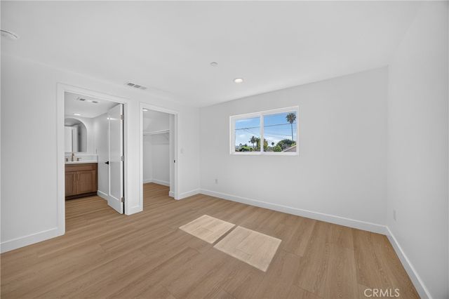 2937 10th, Los Angeles, CA 90018