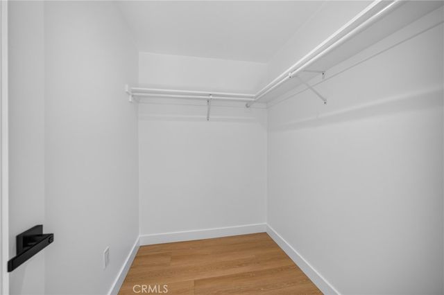 2937 10th, Los Angeles, CA 90018