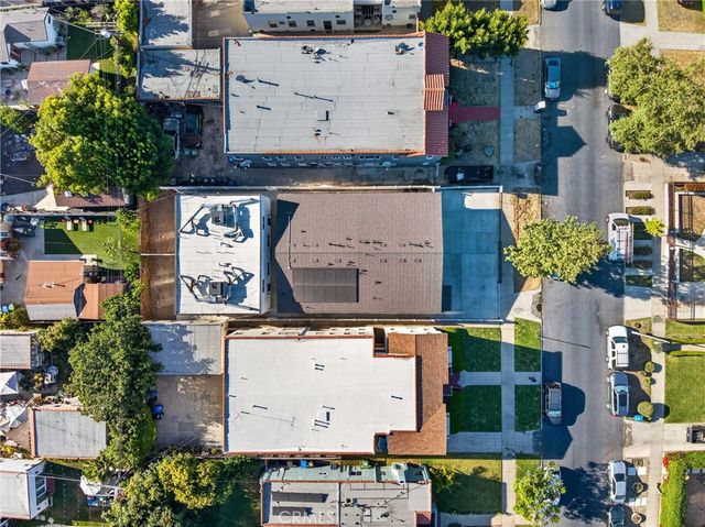 2937 10th, Los Angeles, CA 90018