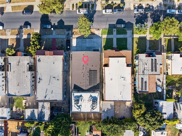2937 10th, Los Angeles, CA 90018