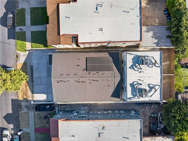 2937 10th, Los Angeles, CA 90018