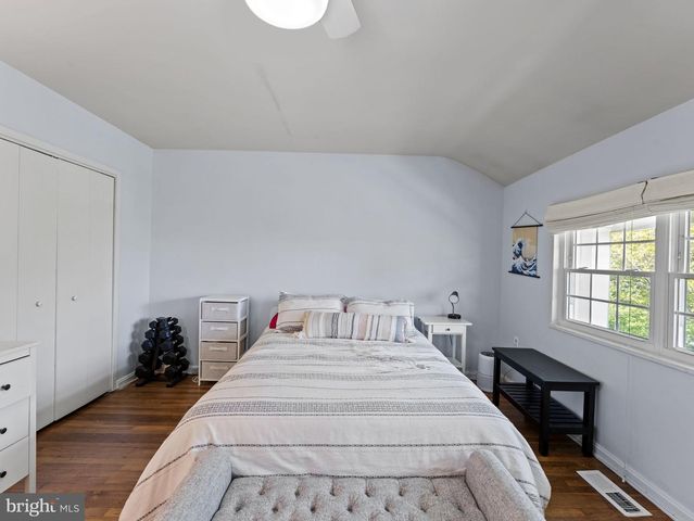 3812 KELLER AVE, Alexandria, VA 22302
