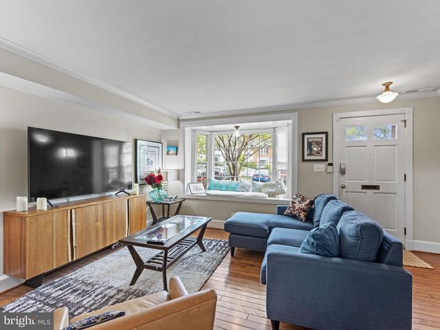 3812 KELLER AVE, Alexandria, VA 22302