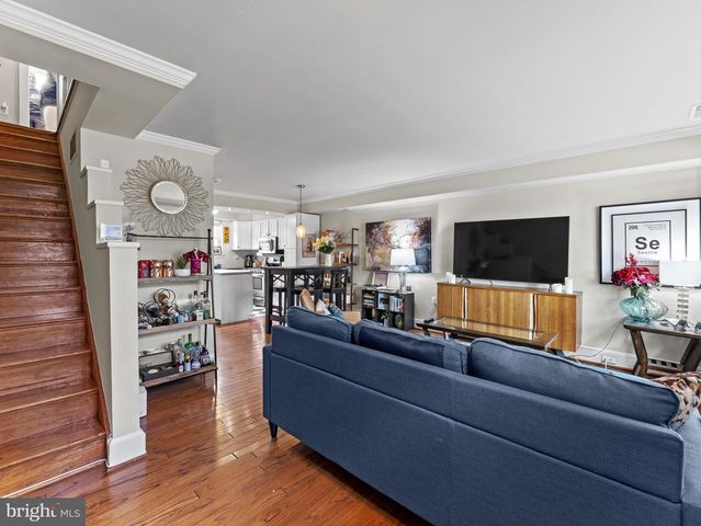 3812 KELLER AVE, Alexandria, VA 22302