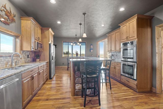 5616 S Dorset Rd, Spokane, WA 99224