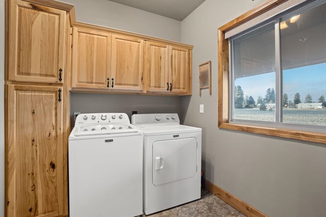 5616 S Dorset Rd, Spokane, WA 99224