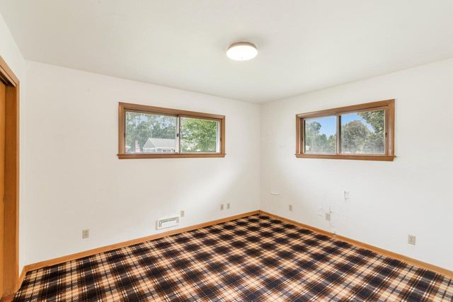 6105 S Swift AVENUE, Cudahy, WI 53110