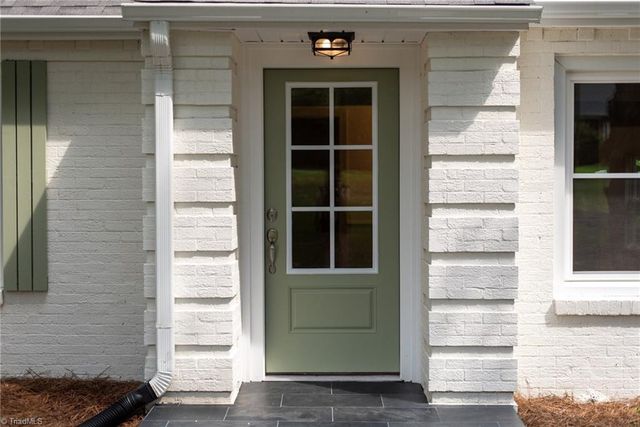 3035 Walnut Avenue, Winston-salem, NC 27106