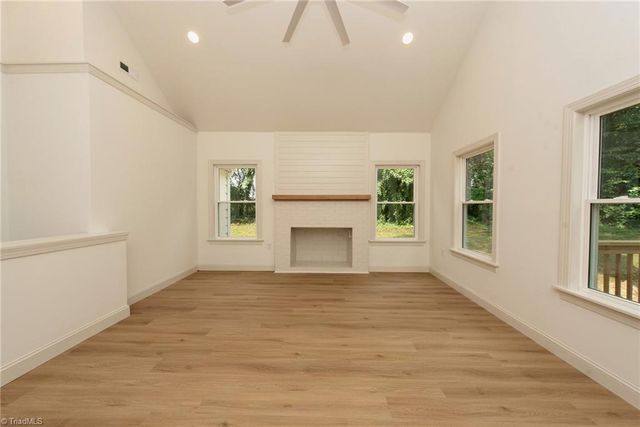 3035 Walnut Avenue, Winston-salem, NC 27106