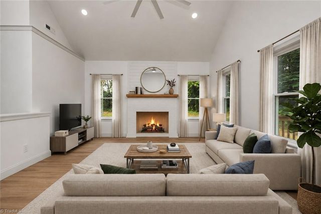 3035 Walnut Avenue, Winston-salem, NC 27106