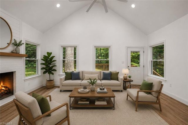 3035 Walnut Avenue, Winston-salem, NC 27106