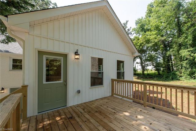 3035 Walnut Avenue, Winston-salem, NC 27106