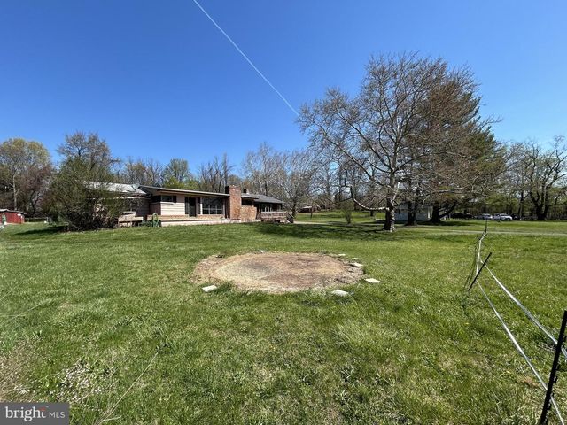 35142 LEESBURG PIKE, Round Hill, VA 20141