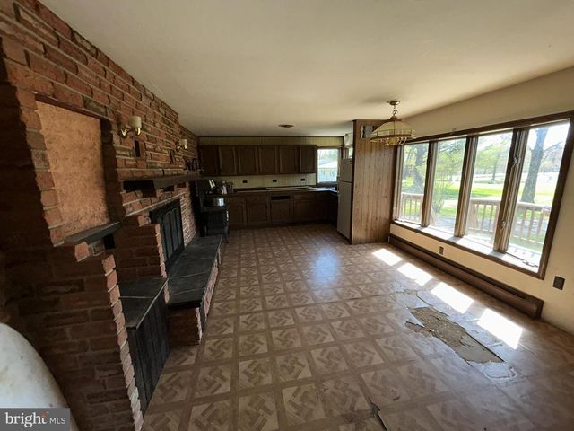 35142 LEESBURG PIKE, Round Hill, VA 20141