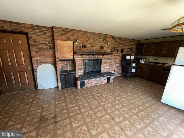 35142 LEESBURG PIKE, Round Hill, VA 20141