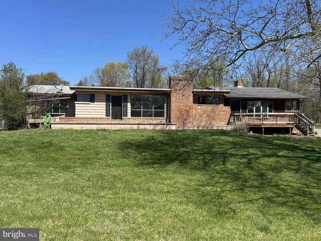 35142 LEESBURG PIKE, Round Hill, VA 20141