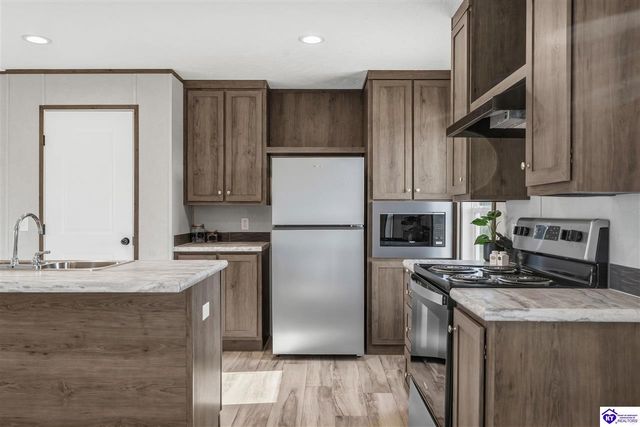 140 Georgia Drive, Ekron, KY 40117