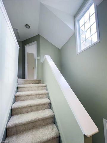 5811 Fox Point Circle, Winston-salem, NC 27104