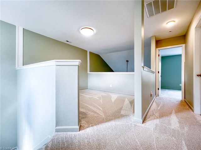 5811 Fox Point Circle, Winston-salem, NC 27104