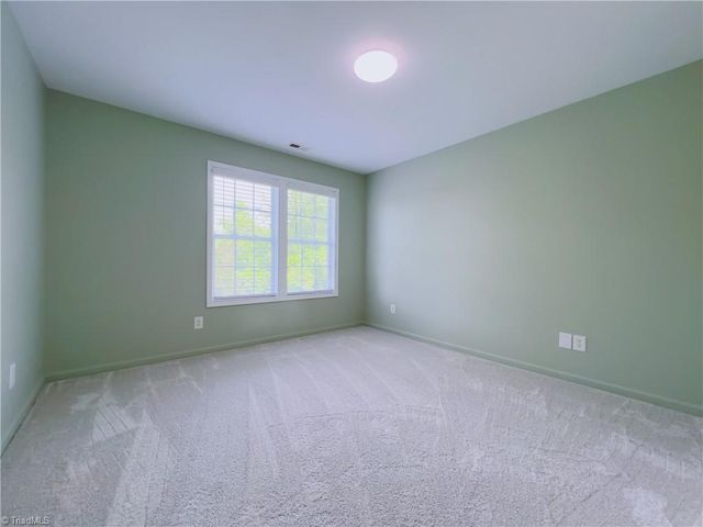 5811 Fox Point Circle, Winston-salem, NC 27104