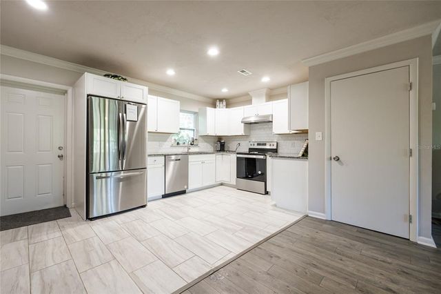 2831 NE 15TH STREET, Gainesville, FL 32609