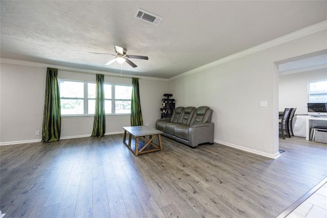 2831 NE 15TH STREET, Gainesville, FL 32609