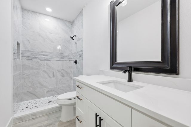 709 Bethlehem Street, Terrell, TX 75160