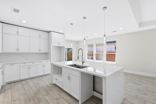 709 Bethlehem Street, Terrell, TX 75160