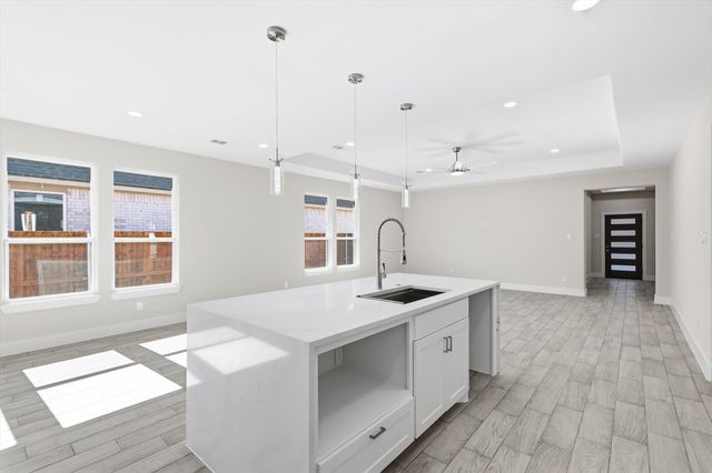 709 Bethlehem Street, Terrell, TX 75160