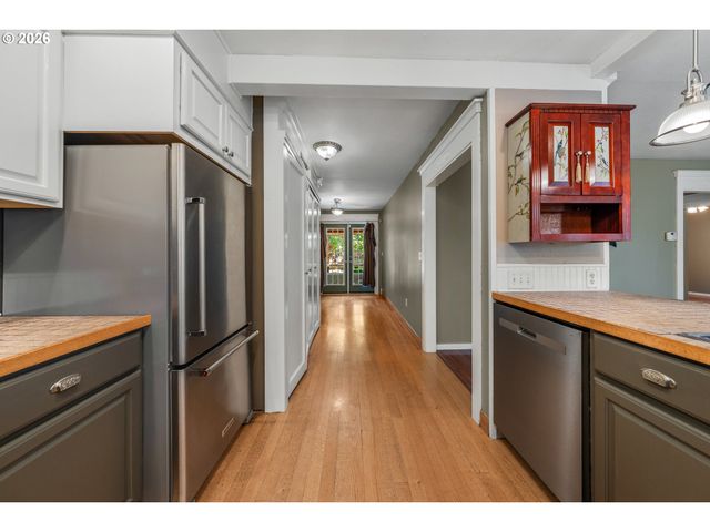 501 Ne BROADWAY St, Myrtle Creek, OR 97457