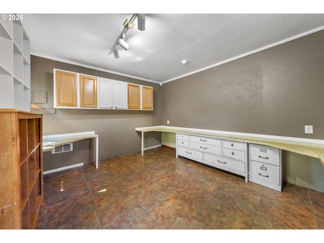 501 Ne BROADWAY St, Myrtle Creek, OR 97457