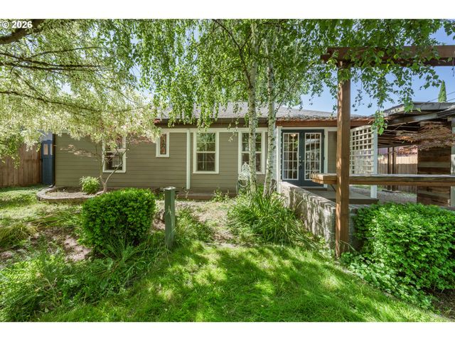 501 Ne BROADWAY St, Myrtle Creek, OR 97457