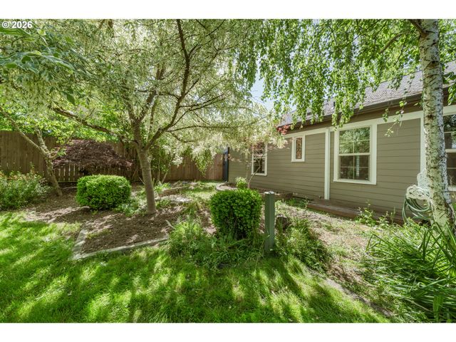 501 Ne BROADWAY St, Myrtle Creek, OR 97457