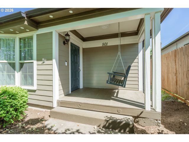 501 Ne BROADWAY St, Myrtle Creek, OR 97457