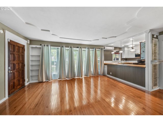 501 Ne BROADWAY St, Myrtle Creek, OR 97457
