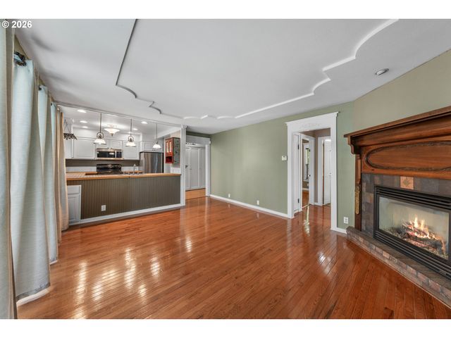 501 Ne BROADWAY St, Myrtle Creek, OR 97457