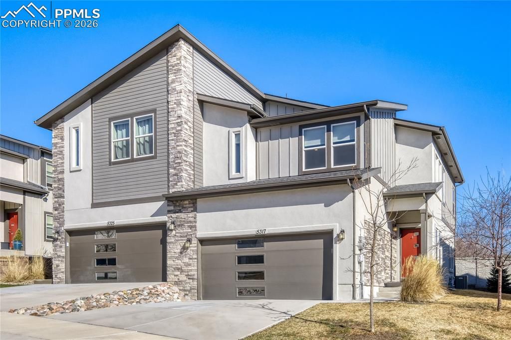 5317 Sky Top Lane, Colorado Springs, CO 80918