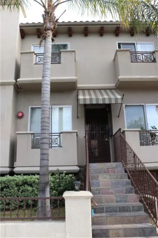 4904 Laurel Canyon 101, Valley Village, CA 91607