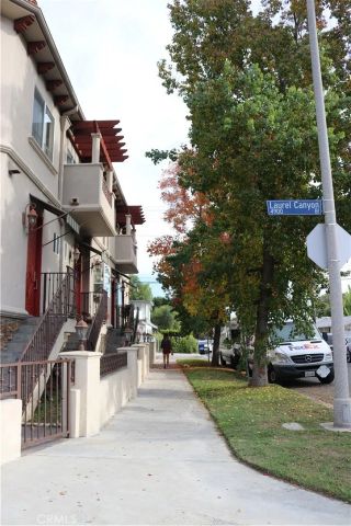 4904 Laurel Canyon 101, Valley Village, CA 91607