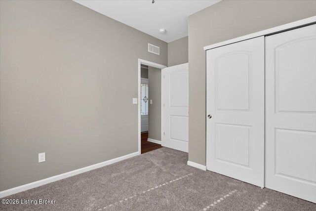 3800 Misty Grove Ct, La Grange, KY 40031