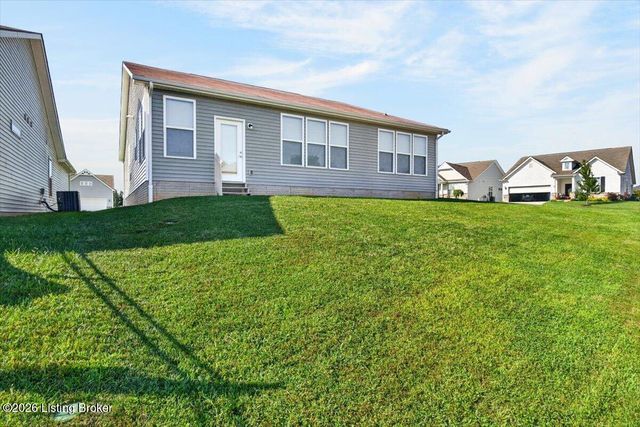 3800 Misty Grove Ct, La Grange, KY 40031