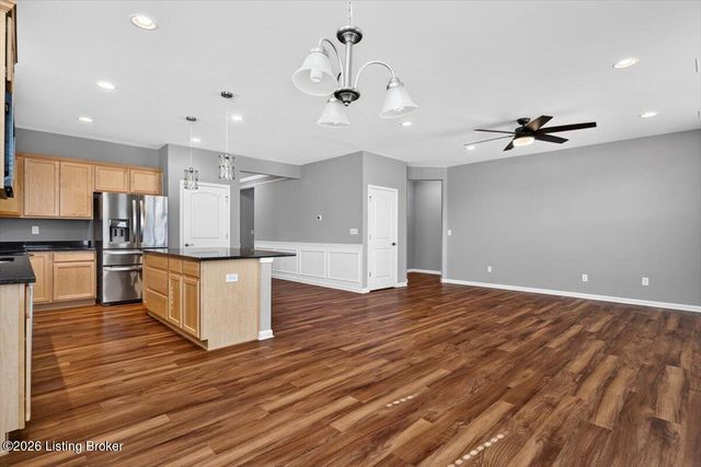 3800 Misty Grove Ct, La Grange, KY 40031