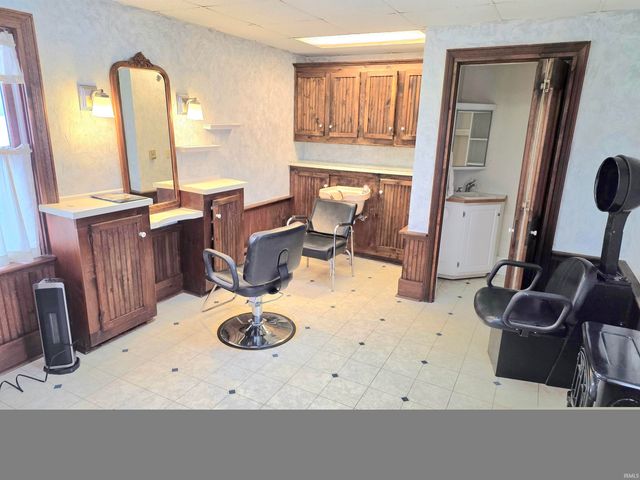 114 E Tulley Street, Churubusco, IN 46723