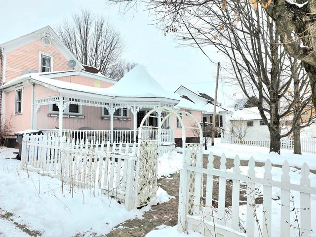 114 E Tulley Street, Churubusco, IN 46723