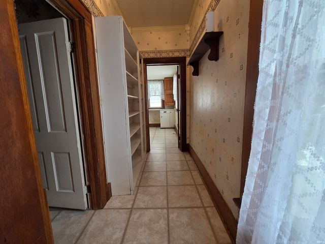 114 E Tulley Street, Churubusco, IN 46723