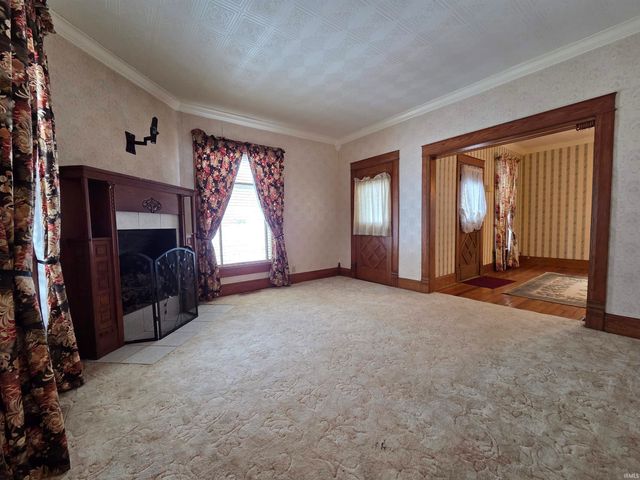 114 E Tulley Street, Churubusco, IN 46723